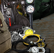 PRE-divingHelmet-returnHelmet+complete.png